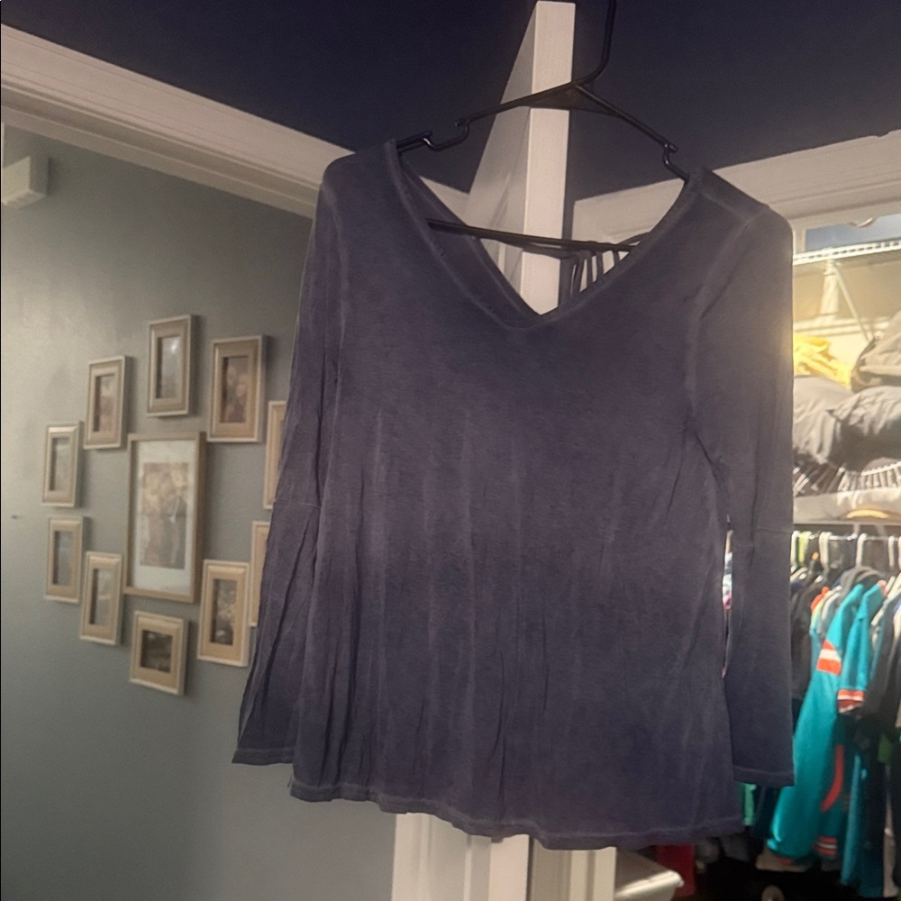 Arizona Jean Company Long Sleeve Top in Deep Blue